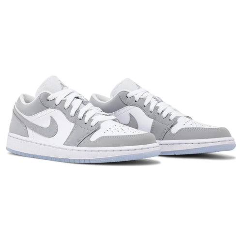 Air Jordan 1 Low Aluminum Wolf Grey (W)