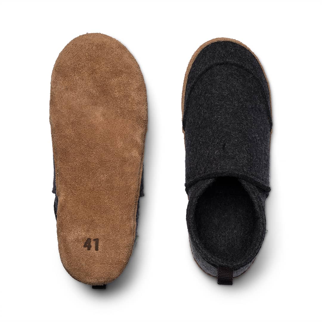 Kyrgies Tengries — Pantufa de Feltro de Lã