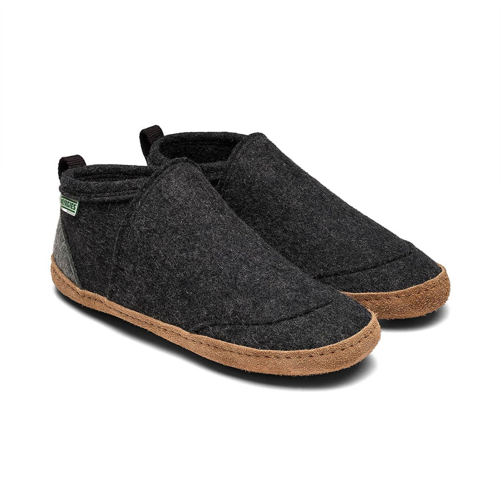 Kyrgies Tengries — Pantufa de Feltro de Lã