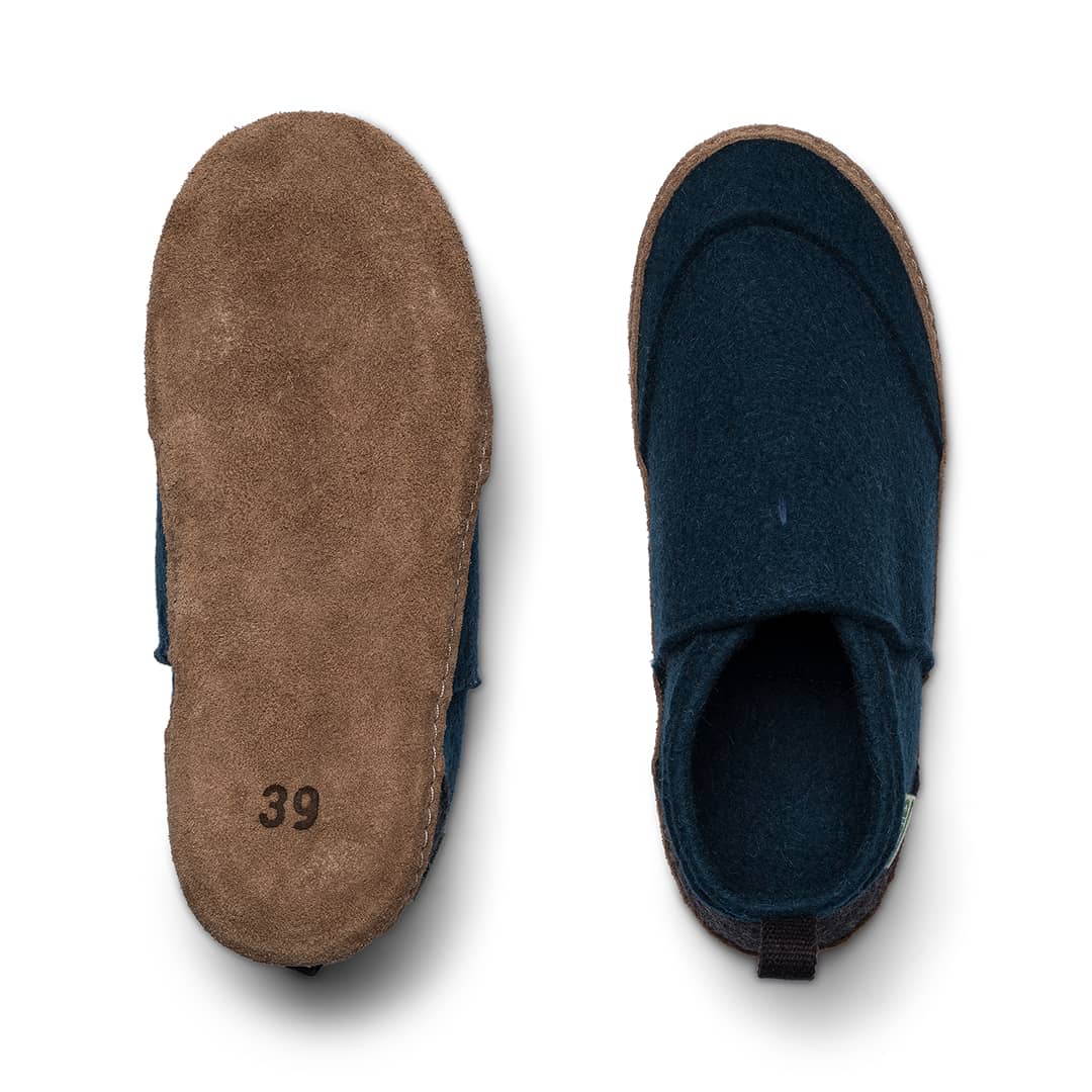 Kyrgies Tengries — Pantufa de Feltro de Lã